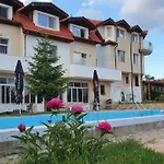 Zenit Hotel Satovcha
