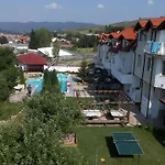 Zenit Hotel 3*