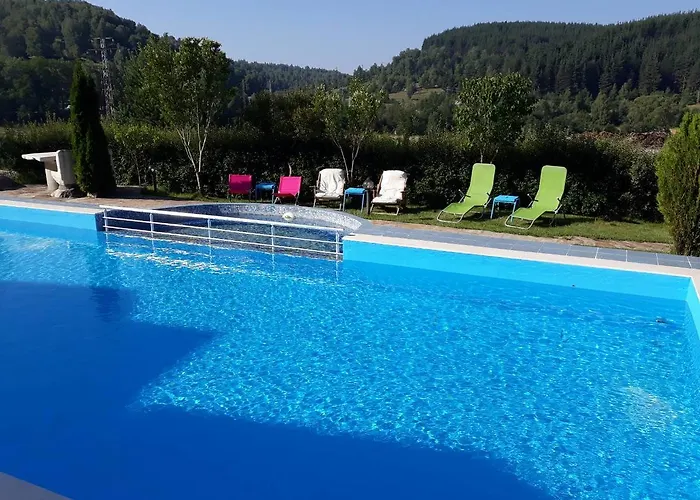 酒店 Zenit Satovcha